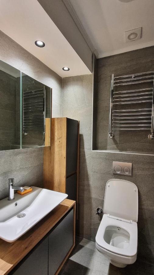 Tam Merkezde Yepyeni Bir Daire Estambul Exterior foto